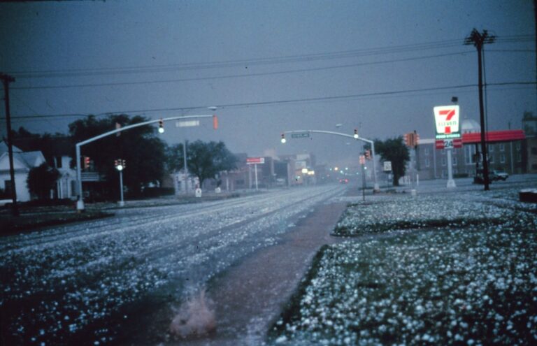 hailstorm in Arabic