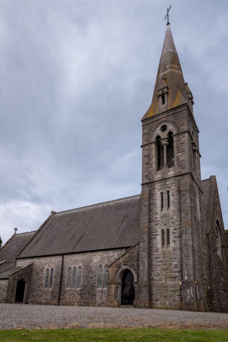 church in Arabic