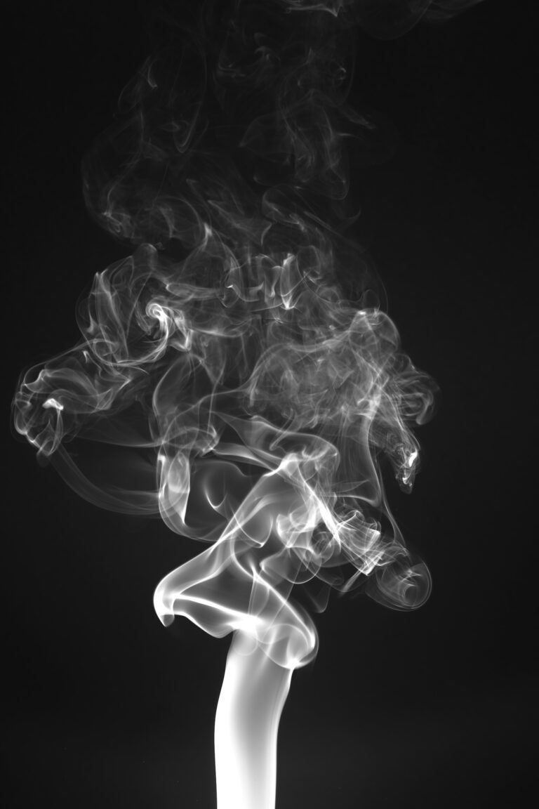 smoke in Arabic